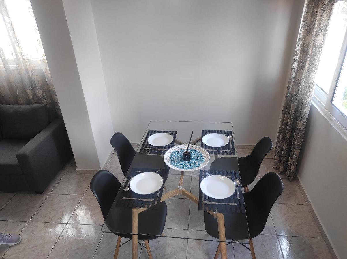 Nickthegreekapartment Galatas  Екстер'єр фото