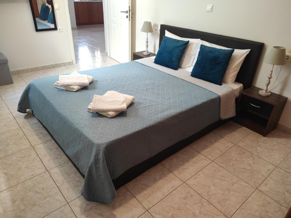 Nickthegreekapartment Galatas  Екстер'єр фото